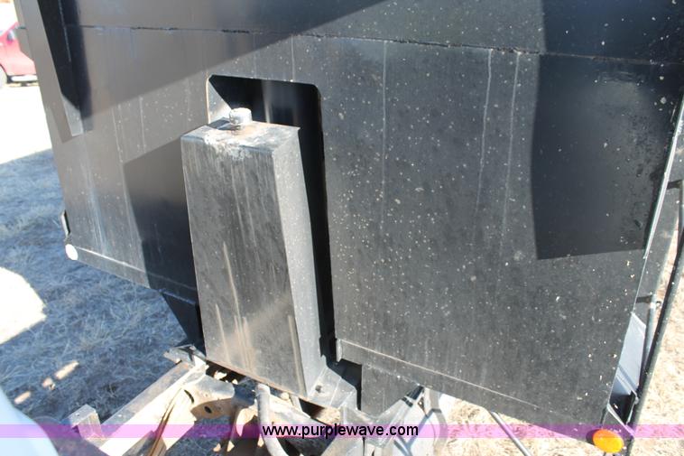 image for item C3681 1984 Mack RD686S dump truck