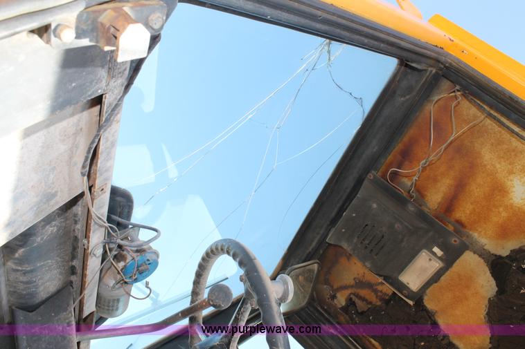 image for item C3687 Case W24C loader