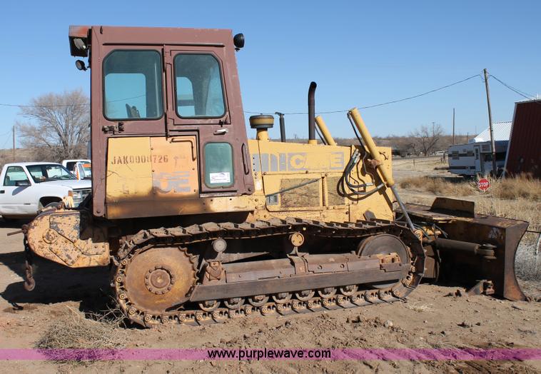 image for item C3689 1989 Case 1150E dozer