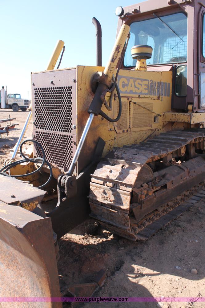 image for item C3689 1989 Case 1150E dozer