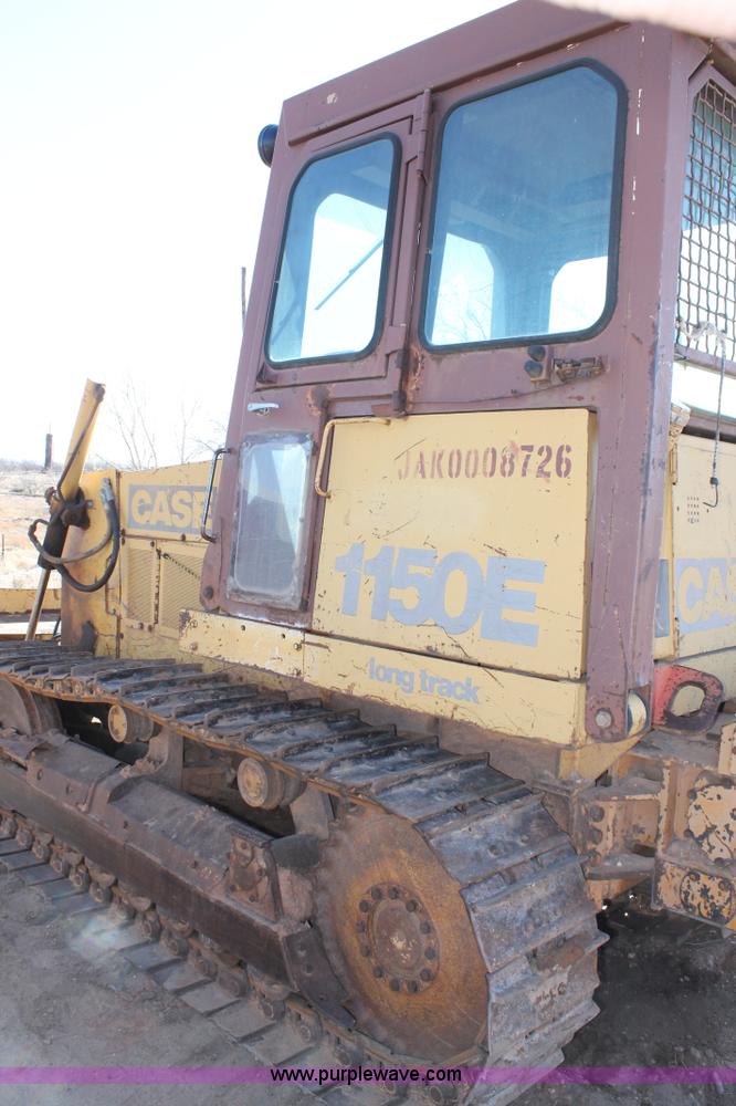 image for item C3689 1989 Case 1150E dozer