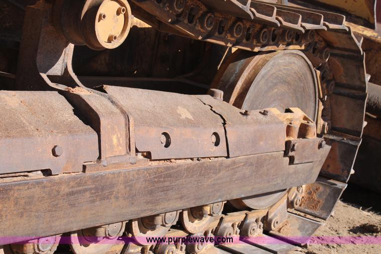 image for item C3689 1989 Case 1150E dozer