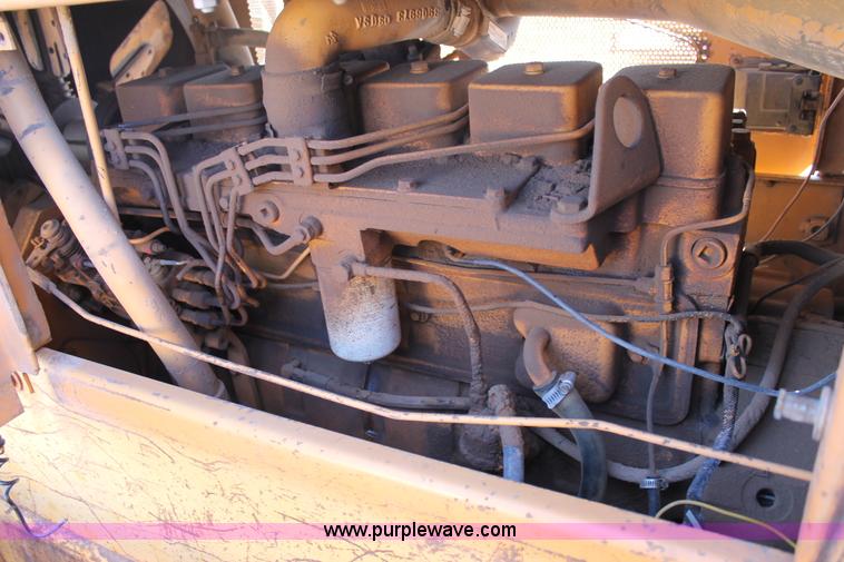 image for item C3689 1989 Case 1150E dozer