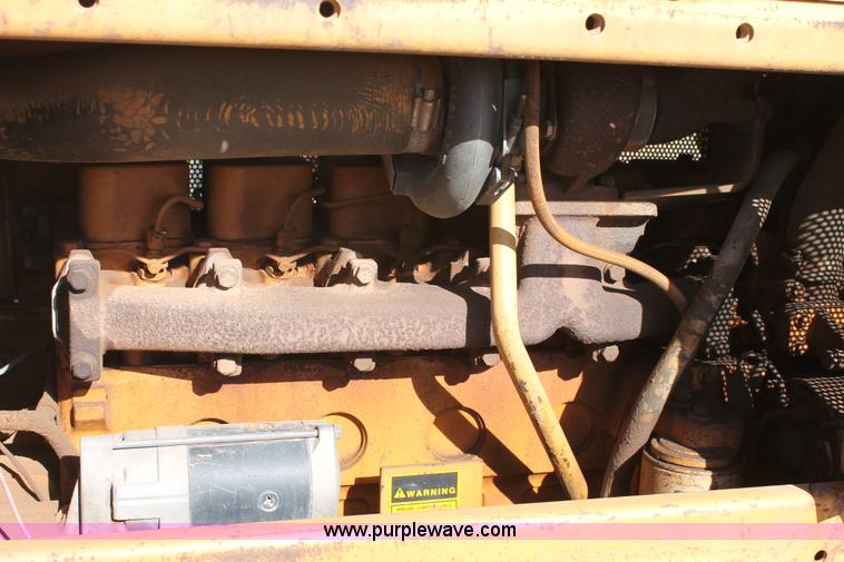 image for item C3689 1989 Case 1150E dozer