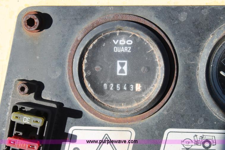 image for item C3690 1994 Bomag BW 172 PDB-2 compactor