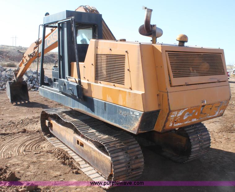 image for item C3695 1982 Case 880C excavator