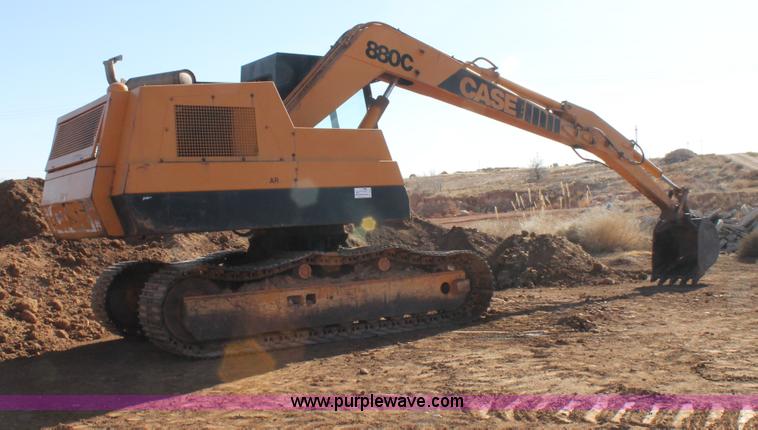 image for item C3695 1982 Case 880C excavator