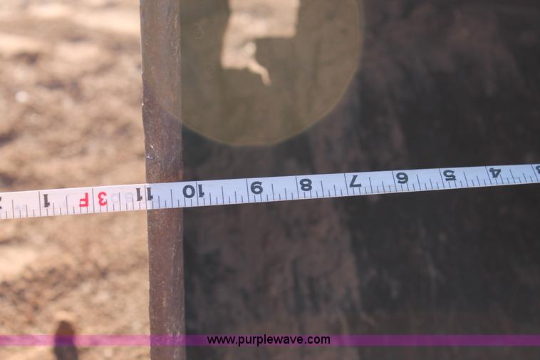 image for item C3695 1982 Case 880C excavator