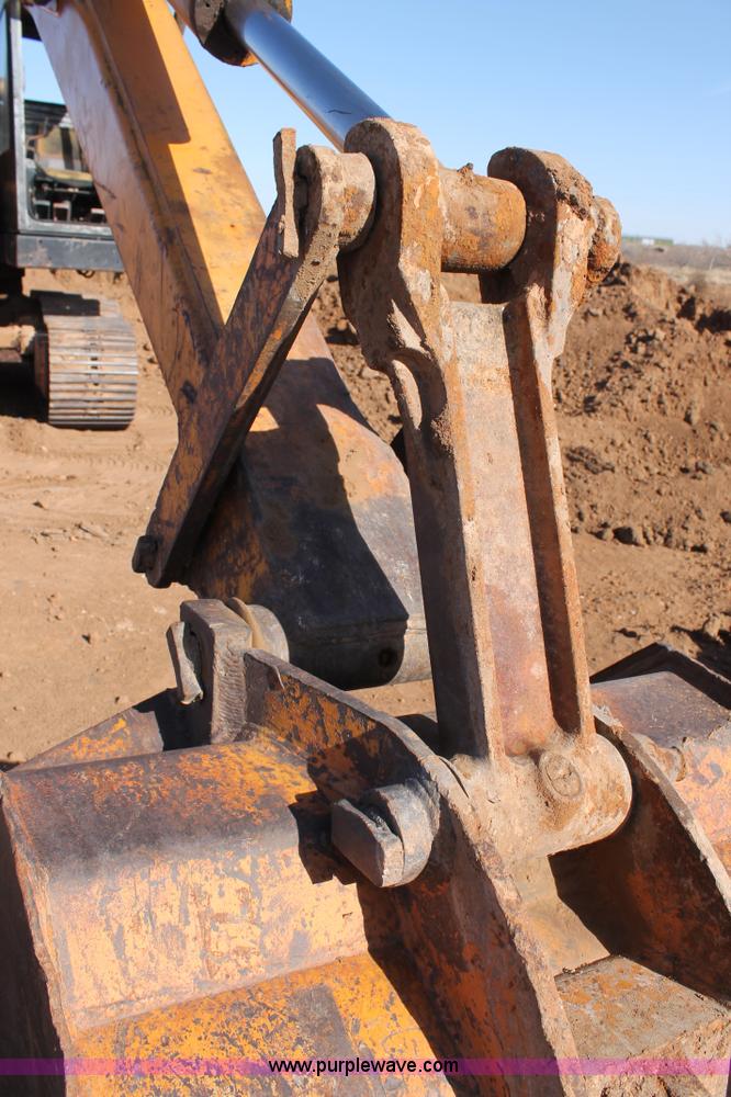 image for item C3695 1982 Case 880C excavator