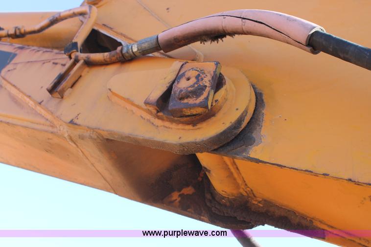 image for item C3695 1982 Case 880C excavator