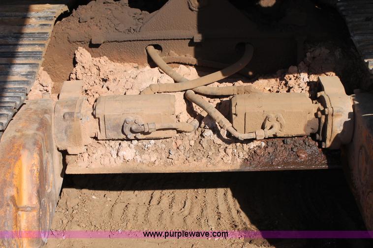 image for item C3695 1982 Case 880C excavator