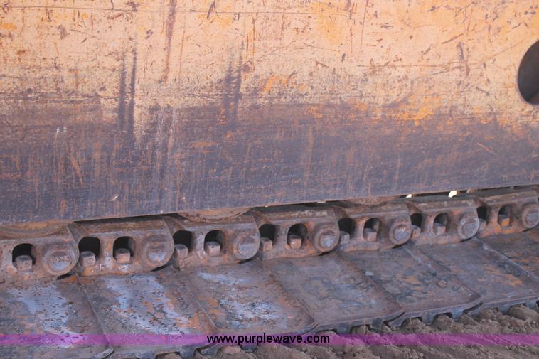 image for item C3695 1982 Case 880C excavator