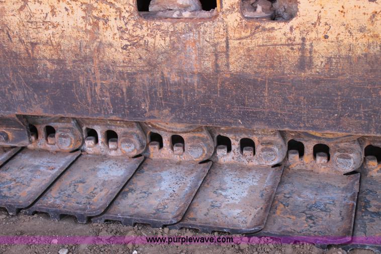 image for item C3695 1982 Case 880C excavator