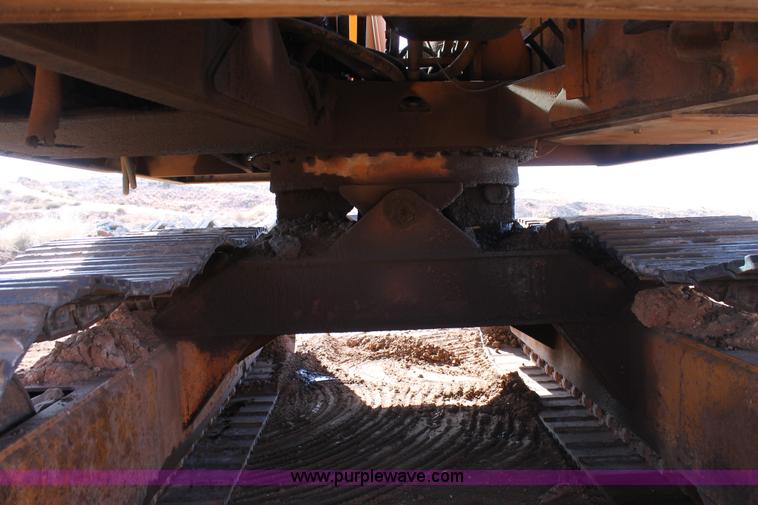 image for item C3695 1982 Case 880C excavator