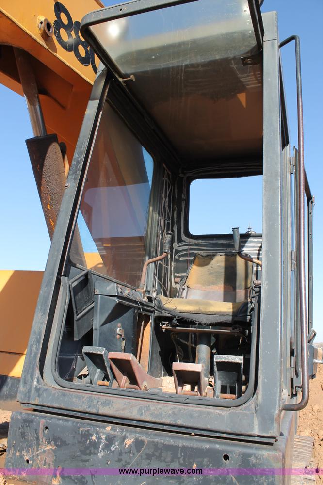 image for item C3695 1982 Case 880C excavator