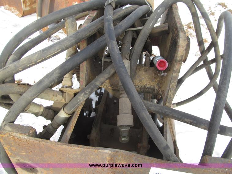 image for item E4646 Allied hydraulic plate compactor