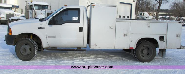 image for item E5246 2000 Ford F450 Super Duty utility truck