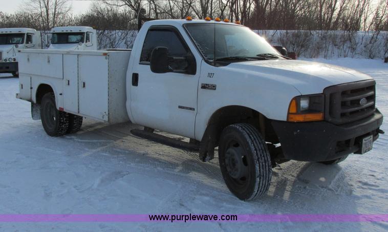 image for item E5246 2000 Ford F450 Super Duty utility truck