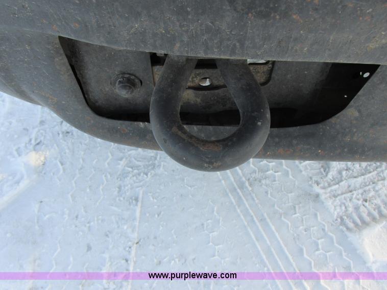 image for item E5246 2000 Ford F450 Super Duty utility truck