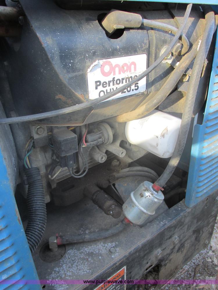 image for item E5246 2000 Ford F450 Super Duty utility truck