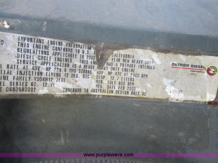 image for item E5248 2000 Freightliner Century Class semi truck