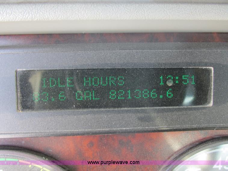 image for item E5248 2000 Freightliner Century Class semi truck