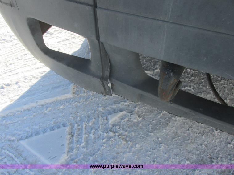 image for item E5248 2000 Freightliner Century Class semi truck