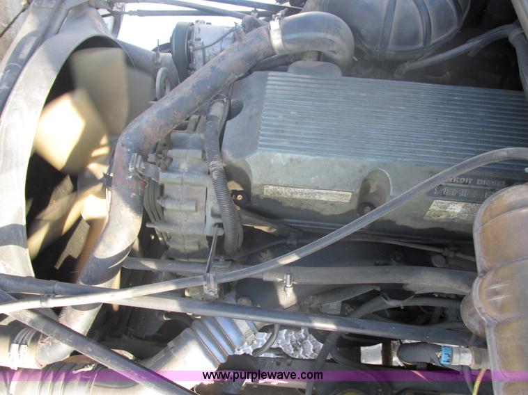 image for item E5249 2000 Freightliner Century Class semi truck