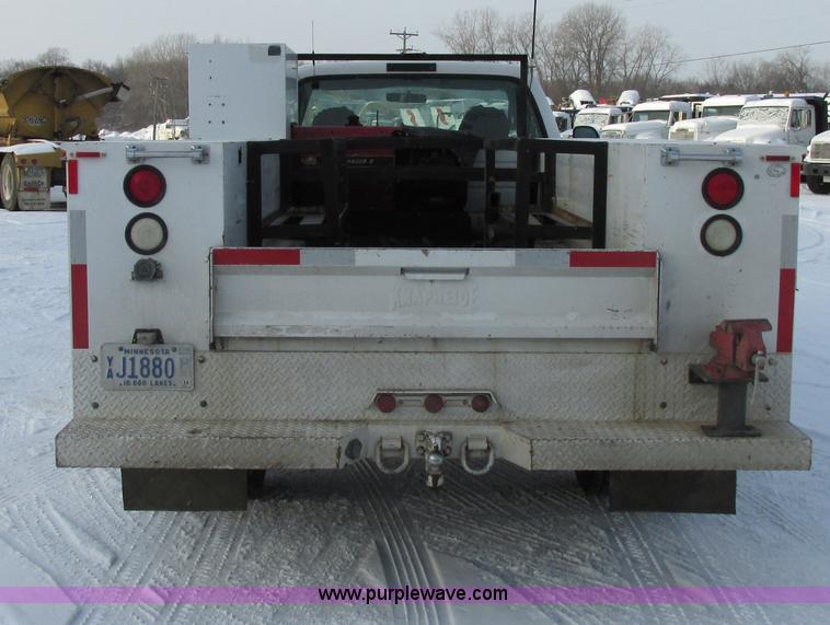 image for item E5250 2000 Ford F450 Super Duty XL utility truck