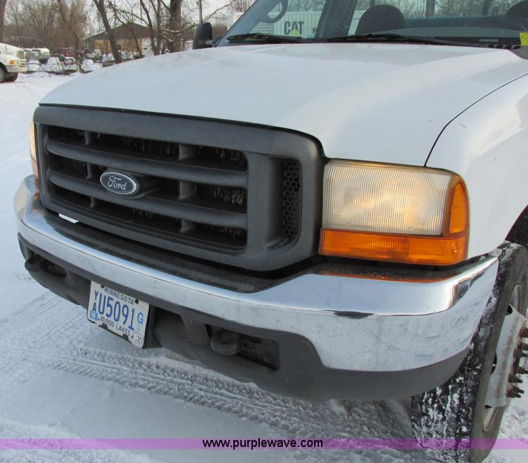 image for item E5251 1999 Ford F450 Super Duty XL utility truck
