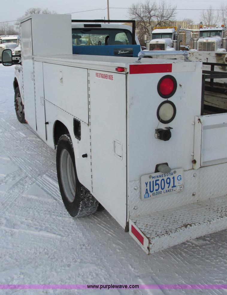 image for item E5251 1999 Ford F450 Super Duty XL utility truck