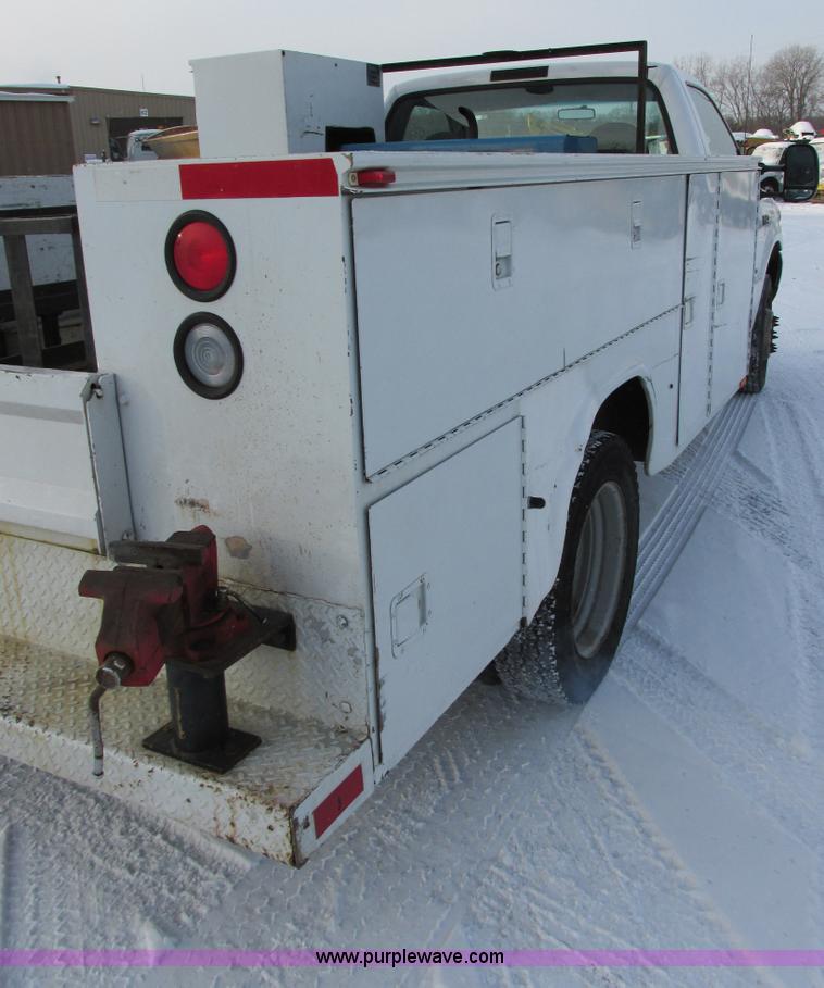 image for item E5251 1999 Ford F450 Super Duty XL utility truck