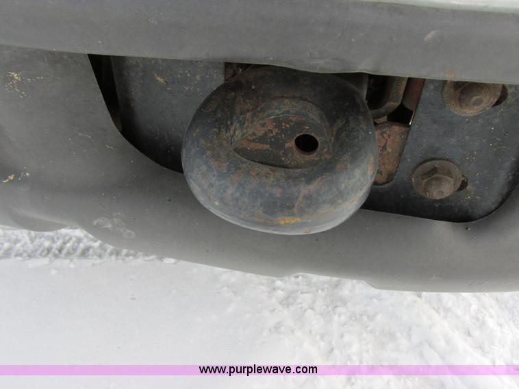 image for item E5251 1999 Ford F450 Super Duty XL utility truck