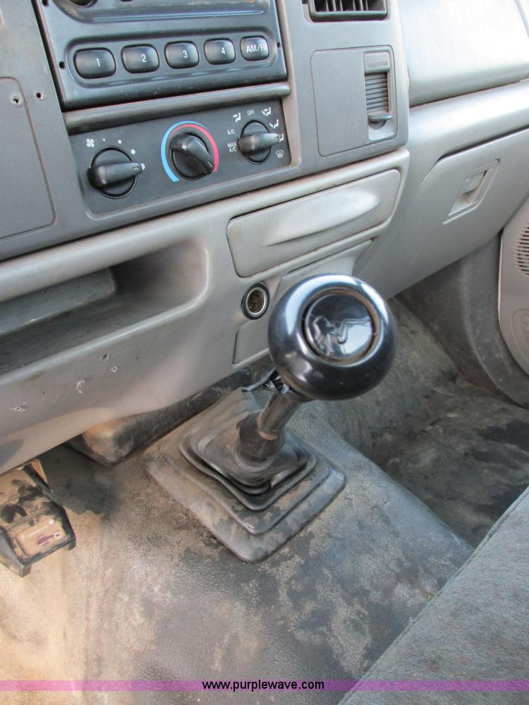 image for item E5251 1999 Ford F450 Super Duty XL utility truck