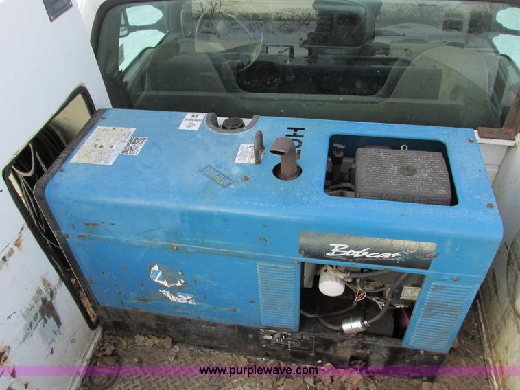 image for item E5251 1999 Ford F450 Super Duty XL utility truck