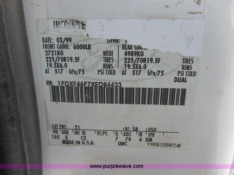 image for item E5251 1999 Ford F450 Super Duty XL utility truck