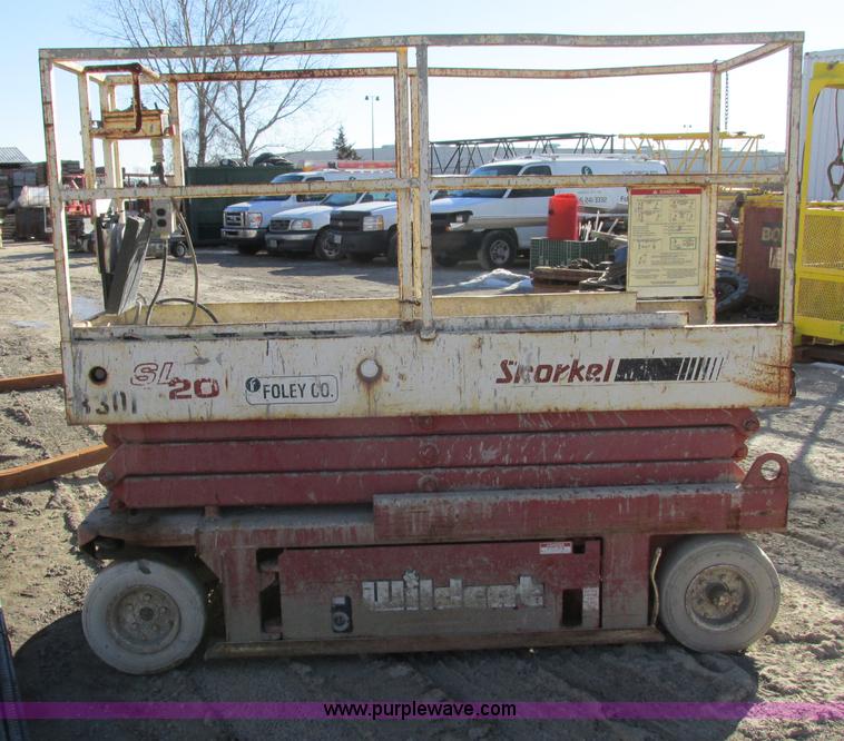image for item F4840 Snorkel SL 20 scissor lift