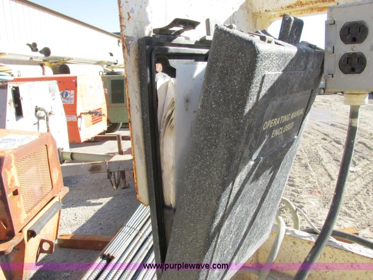 image for item F4840 Snorkel SL 20 scissor lift