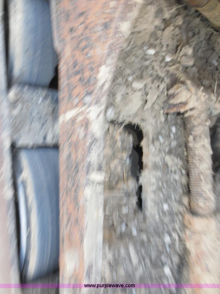 image for item F8072 2005 Caterpillar 287B skid steer