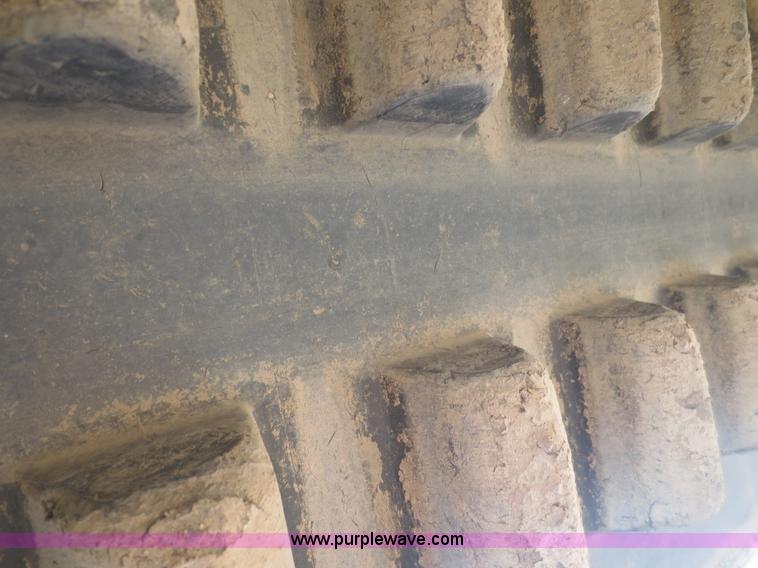 image for item F8072 2005 Caterpillar 287B skid steer