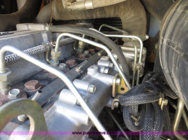 image for item F8072 2005 Caterpillar 287B skid steer