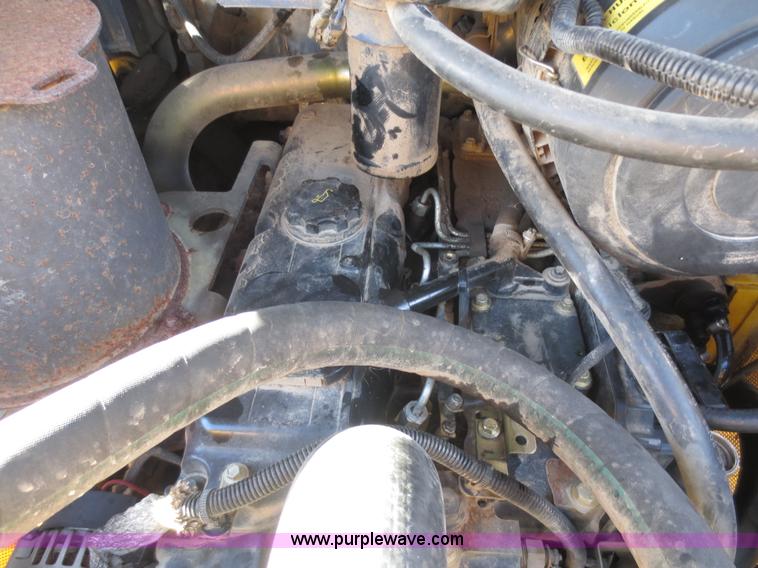 image for item F8073 2005 Gehl 7810 Turbo skid steer