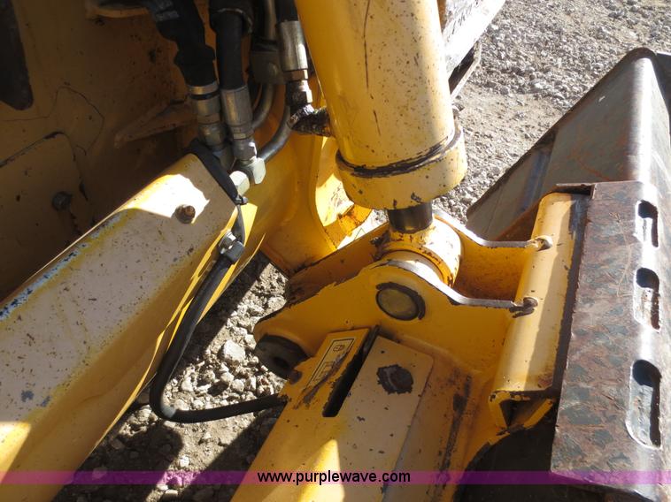 image for item F8073 2005 Gehl 7810 Turbo skid steer