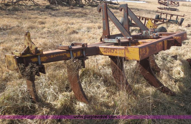 image for item F8074 Root ripper