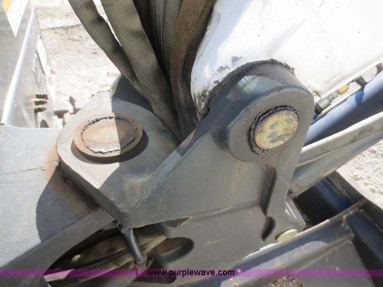 image for item F8129 2011 Bobcat E42 compact excavator