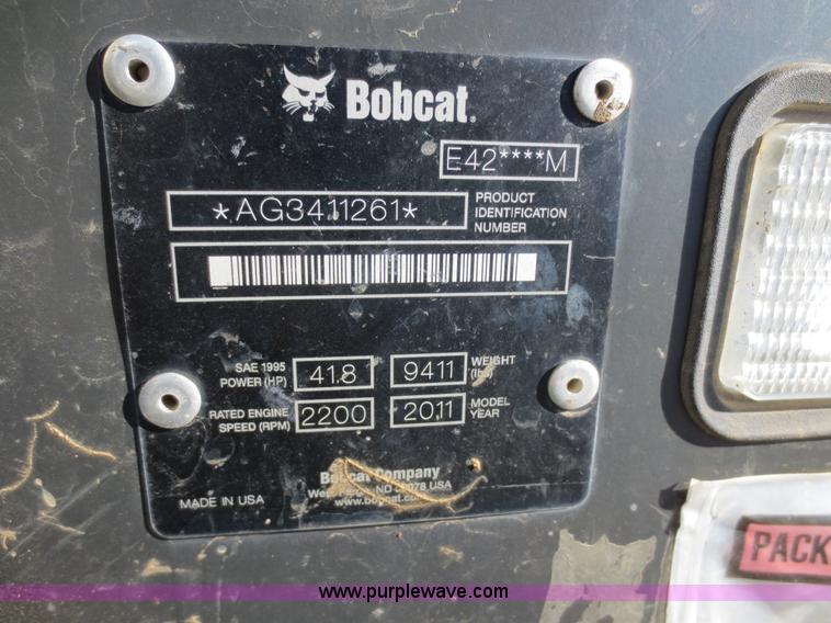 image for item F8129 2011 Bobcat E42 compact excavator
