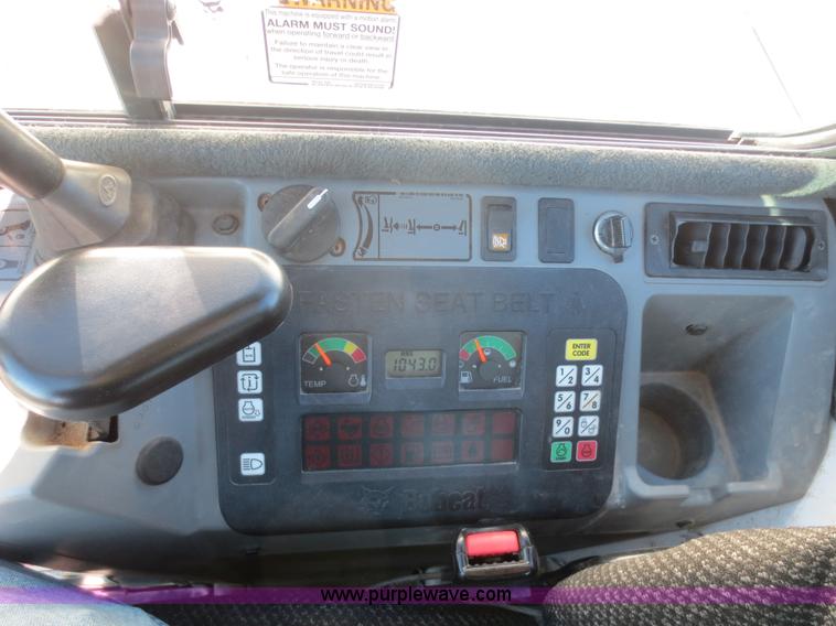 image for item F8129 2011 Bobcat E42 compact excavator