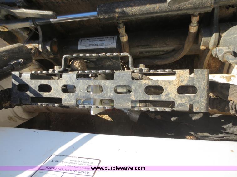 image for item F8130 2013 Bobcat T770 skid steer