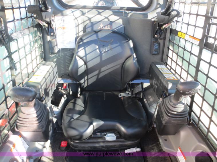 image for item F8130 2013 Bobcat T770 skid steer