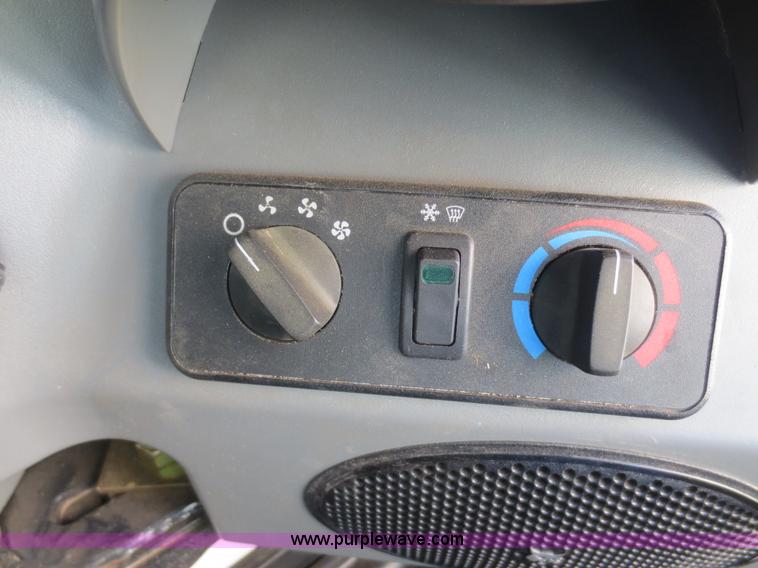 image for item F8130 2013 Bobcat T770 skid steer